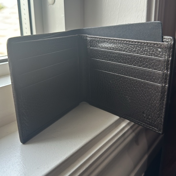 COPY - Gucci wallet mint condition, used-like new - Picture 2 of 4